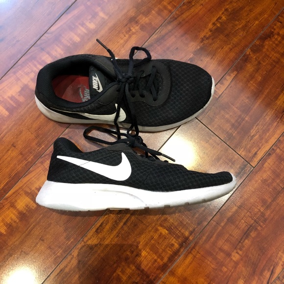 Nike Shoes - Nike Sneakers